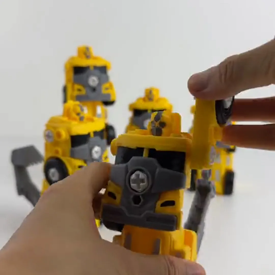 Arabaya Dönüşen Robot — 5'i 1 Arada Set video